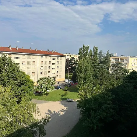 Apartment Grand Centre Proche Eurexpo Et Groupama Bron